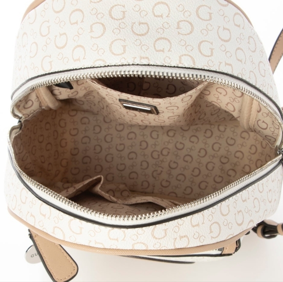 NEW GUESS Backpack - Picture 4 of 6